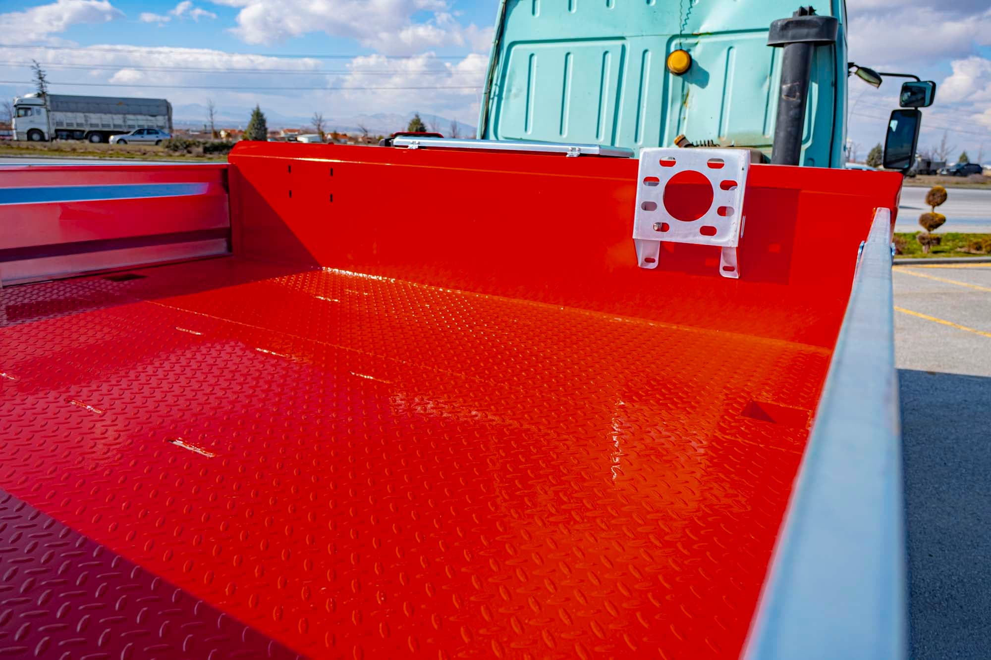 Gooseneck connection detail
